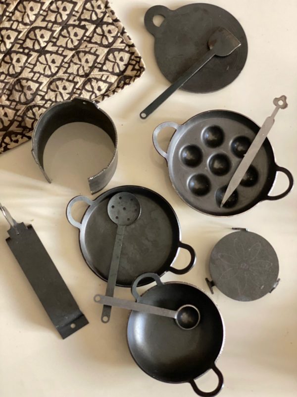 Iron Miniature Kitchen Set