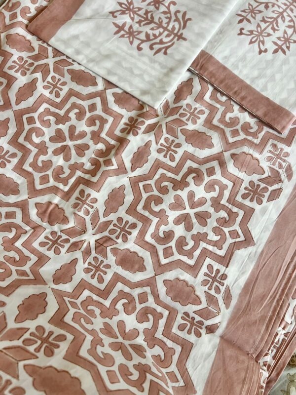 Whatsapp image 2025 10 31 at 9.00.37 pm